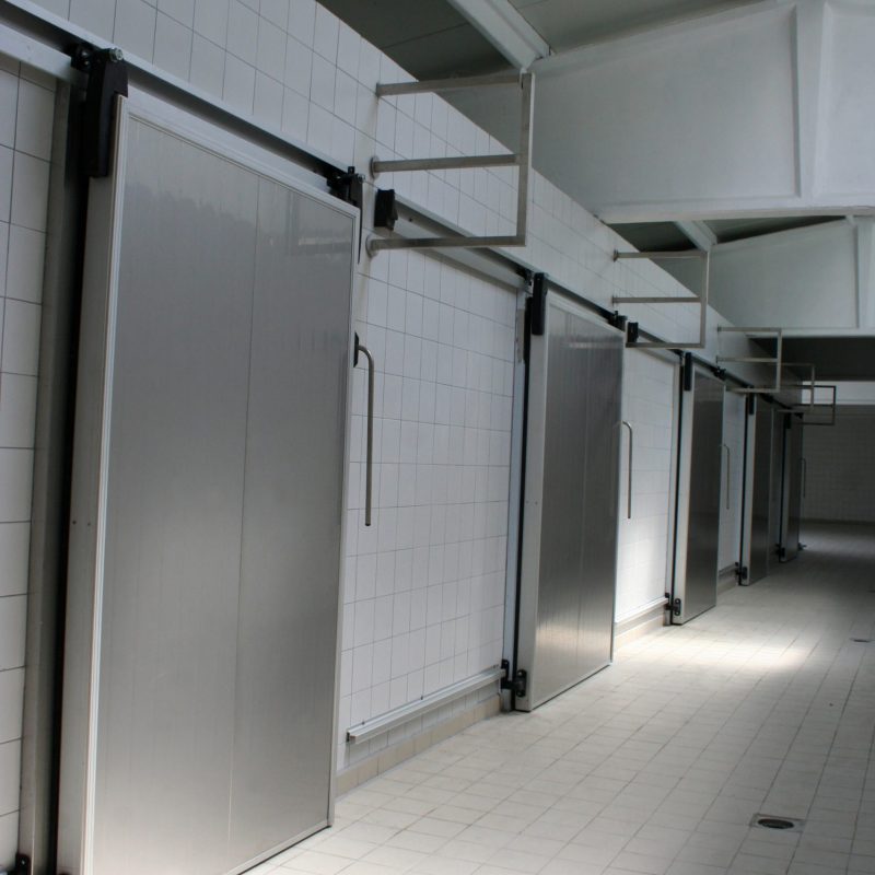 Refrigeration chamber for food storage.